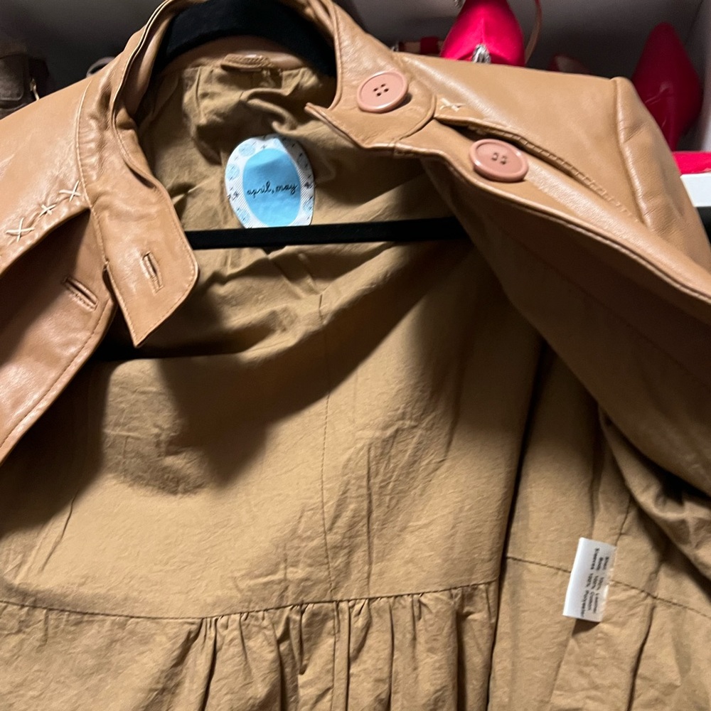 Real Leather Jacket - Picture 2 of 6